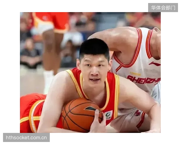 胡金秋凭借超高效率值领衔最佳阵容一阵,再次证明其国产内线第一人地位。 胡金秋凭借超高效率值领衔最佳阵容一阵,再次证明其国产内线第一人地位。